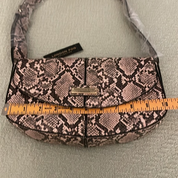 London Fog CollectionAstor Python Handbag NWT - Picture 2 of 6